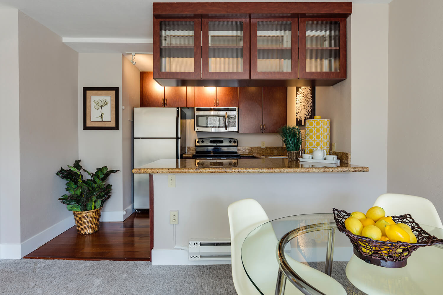 How Cash Offers Can Beat Using a Real Estate Agent